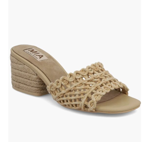 Mia Idella Natural Woven Sandals NIB - Picture 1 of 3